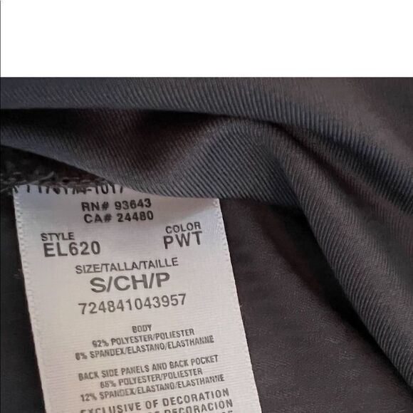 Elle Grey Scrub Top. Three Front Pockets, One Zipper Back Pocket. Size S. EUC! - Picture 8 of 9